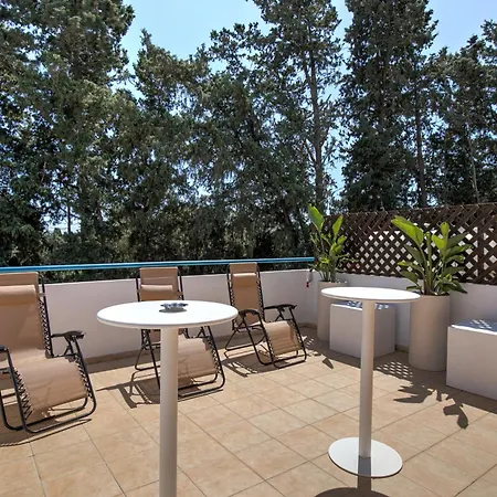 Apartamento Paradise Gardens Rooftop Apartment | Private Terrace & Pool By Vichy Holidays Pafos