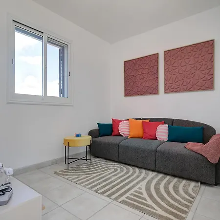 Apartamento Paradise Gardens Rooftop Apartment | Private Terrace & Pool By Vichy Holidays *