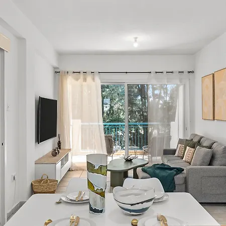 Paradise Gardens Rooftop Apartment | Private Terrace & Pool By Vichy Holidays *