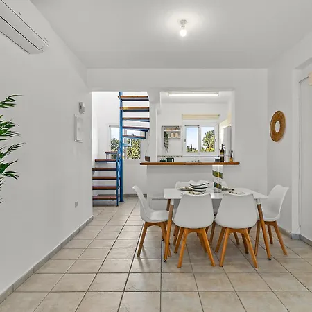 Paradise Gardens Rooftop Apartment | Private Terrace & Pool By Vichy Holidays Apartamento