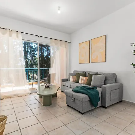 Paradise Gardens Rooftop Apartment | Private Terrace & Pool By Vichy Holidays
